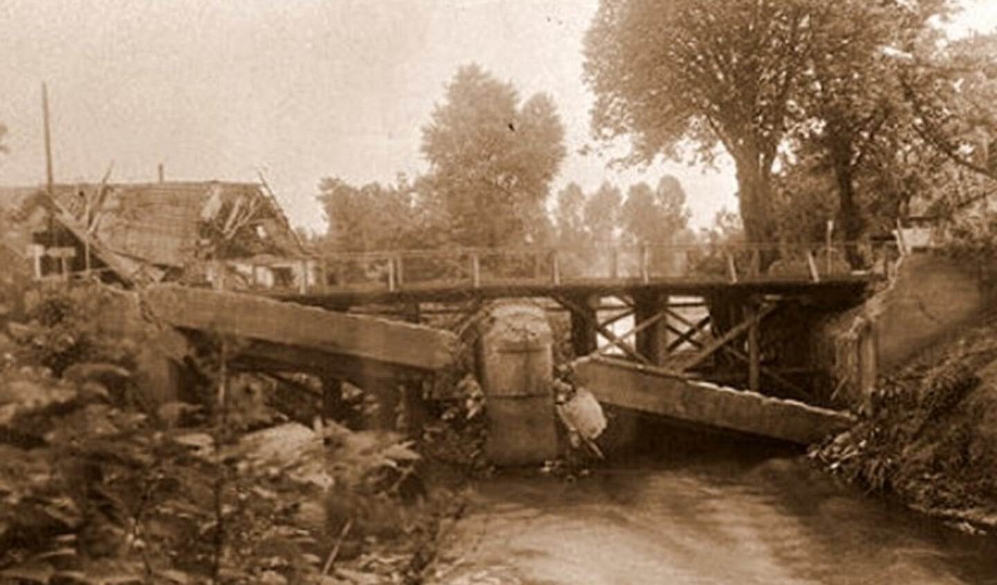 De Hambrug nadat hij is opgeblazen.