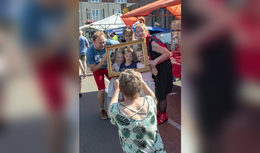 Even met zijn allen op de foto! | Fotonummer: 72cd34