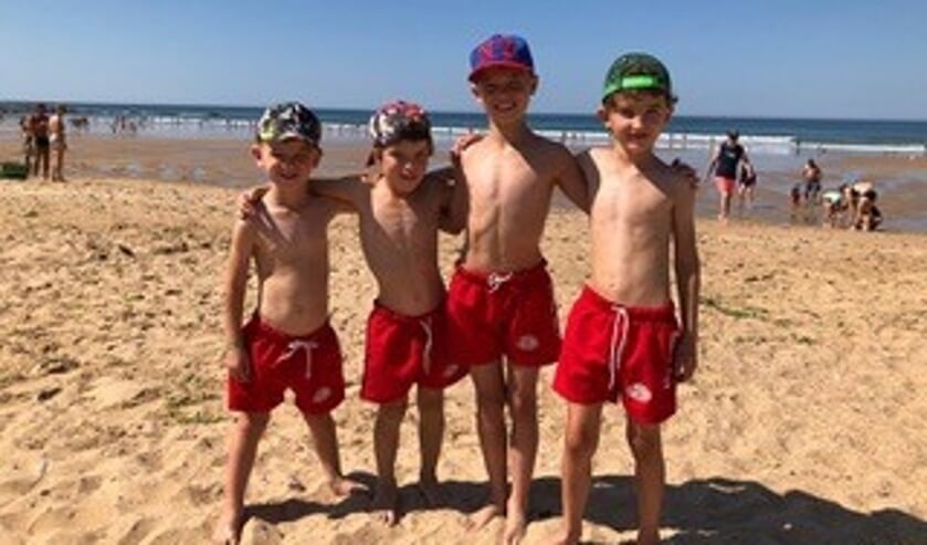 De toekomstige PSV voetballers op vakantie in Frankrijk | Fotonummer: 1c2444