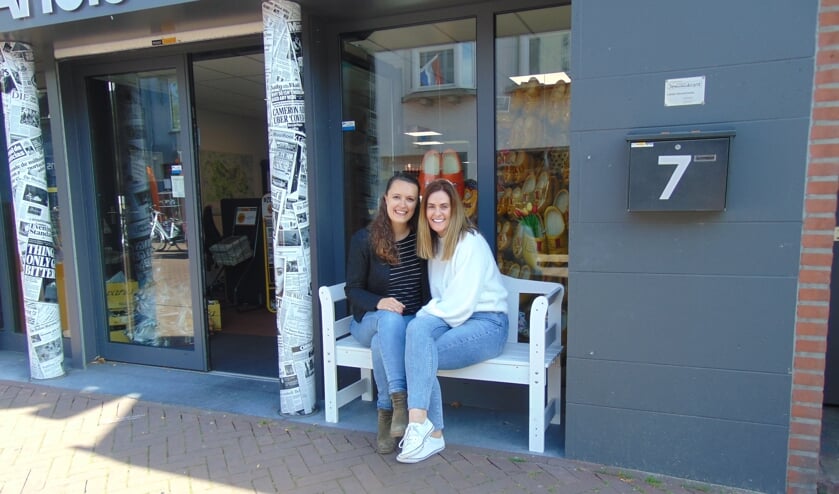 Betty van der Zanden (l) en Kate Rudolph (r) | Fotonummer: 4f1003