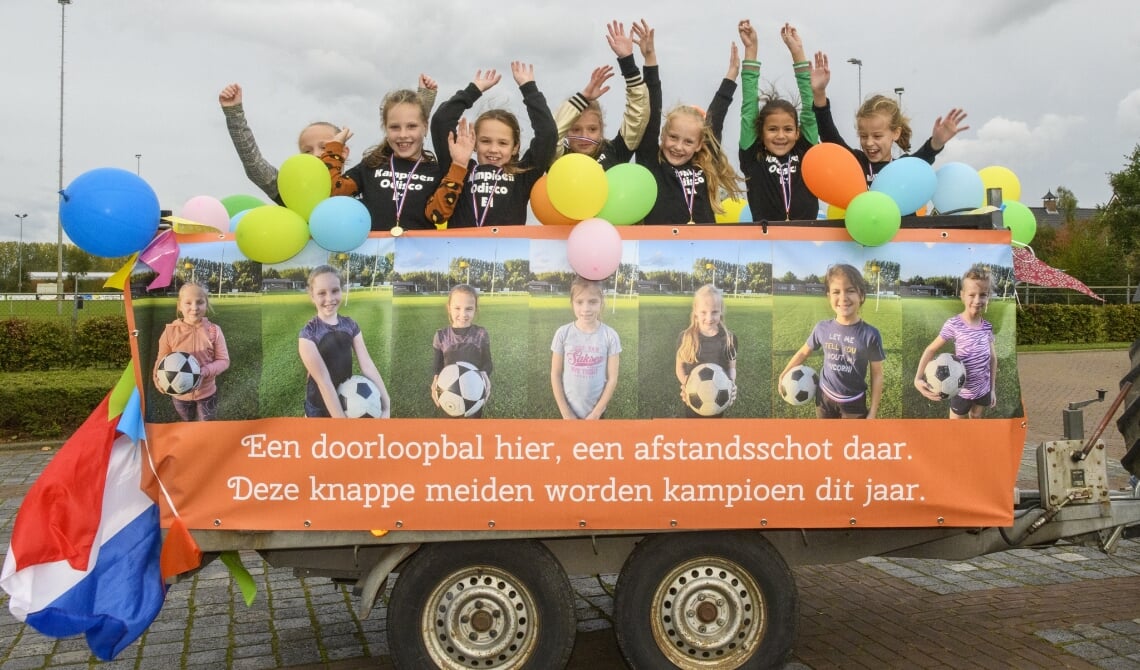 Deze meiden zijn terecht heel erg blij!