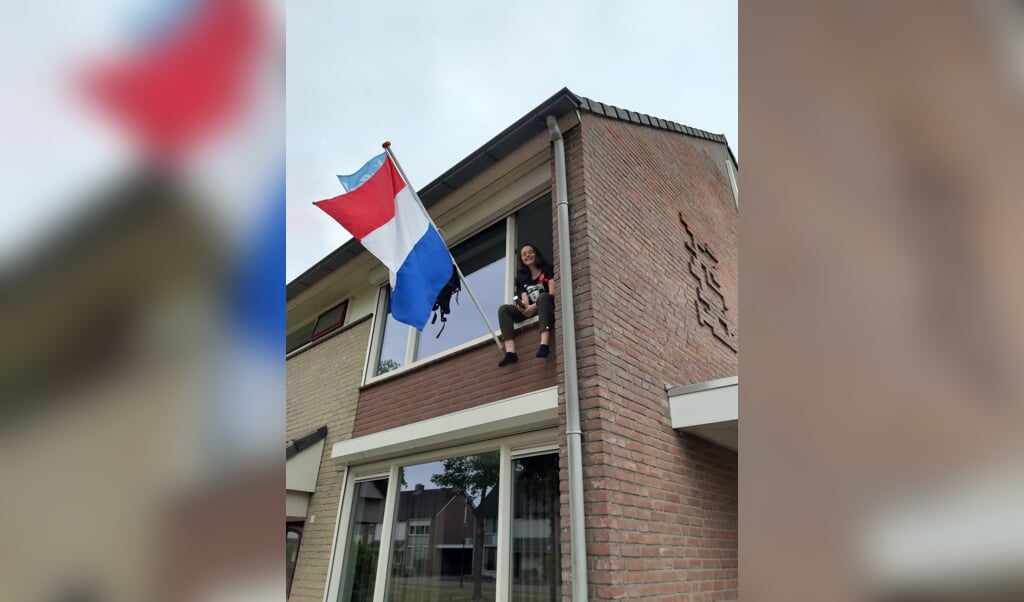 Margot van den Akker heeft haar diploma gehaald: 2-talig vwo op het Heerbeeck in Best