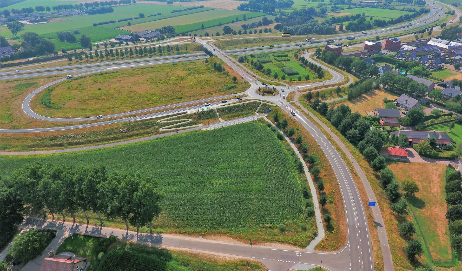 Het viaduct van de A50 richting het Everse.