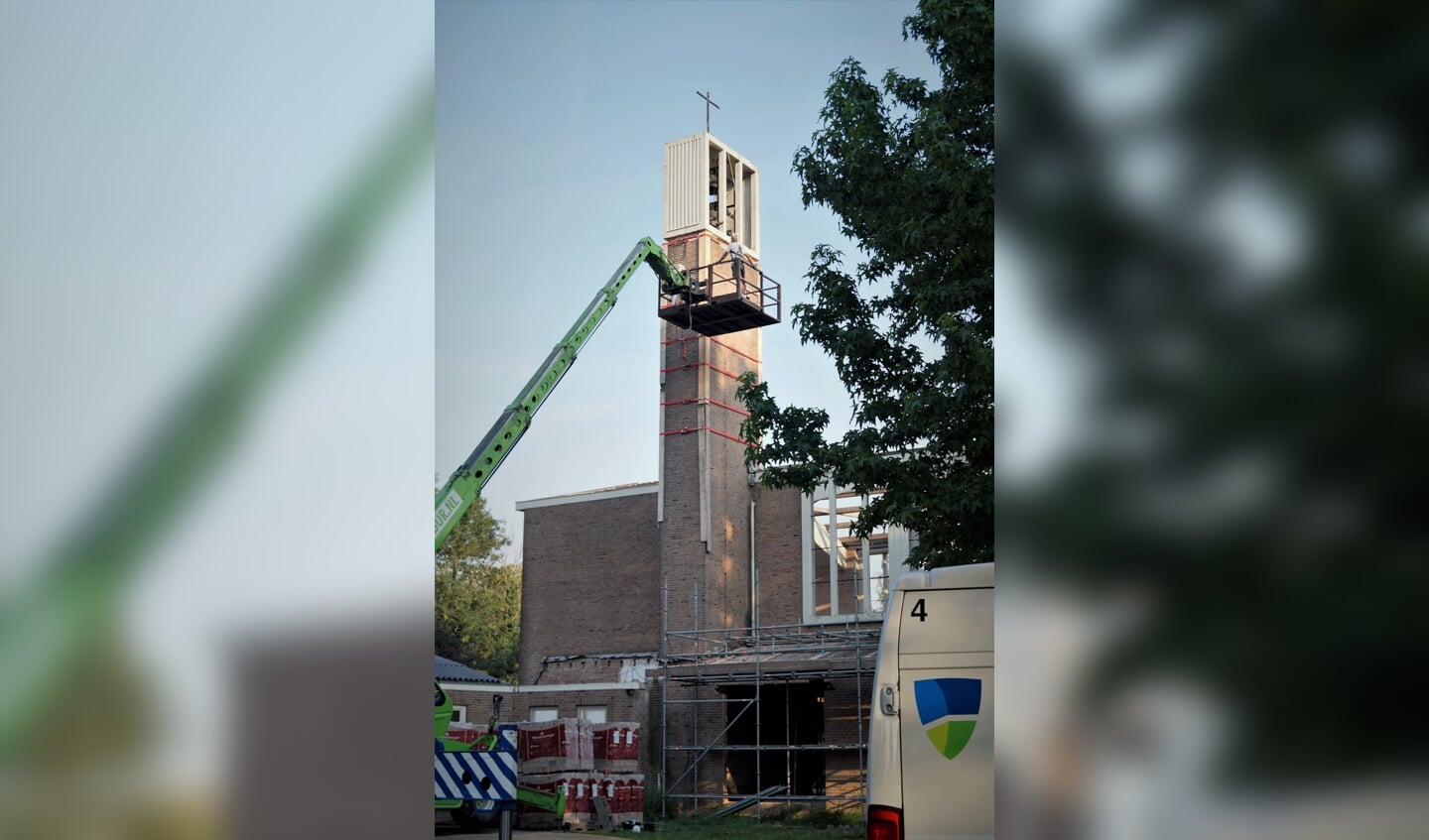 De toren voor de sloop.