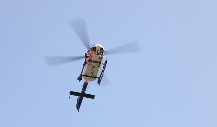 Deze helikopter landde nabij de afrit A50