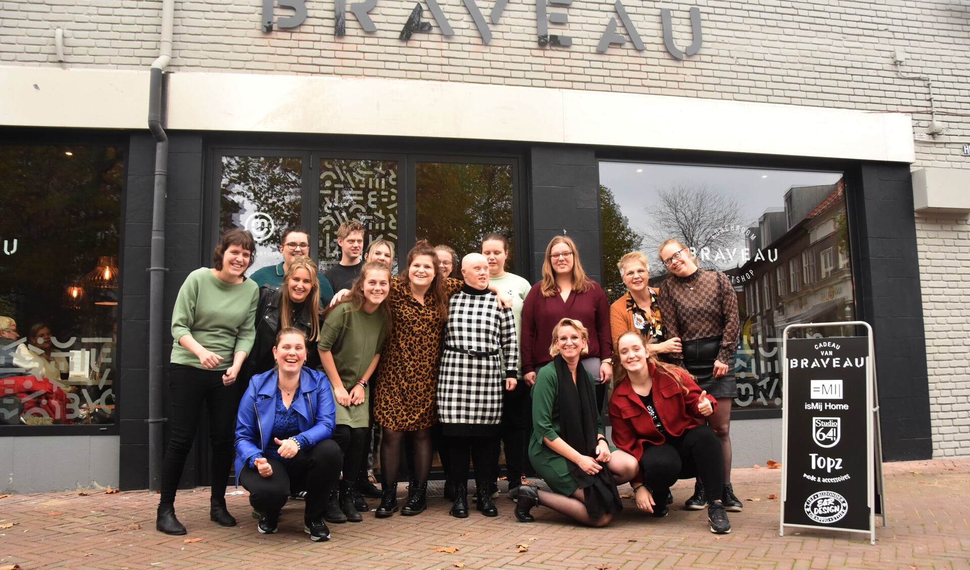 Maartje Diks en haar collega's voor hun vernieuwd restaurant Braveau