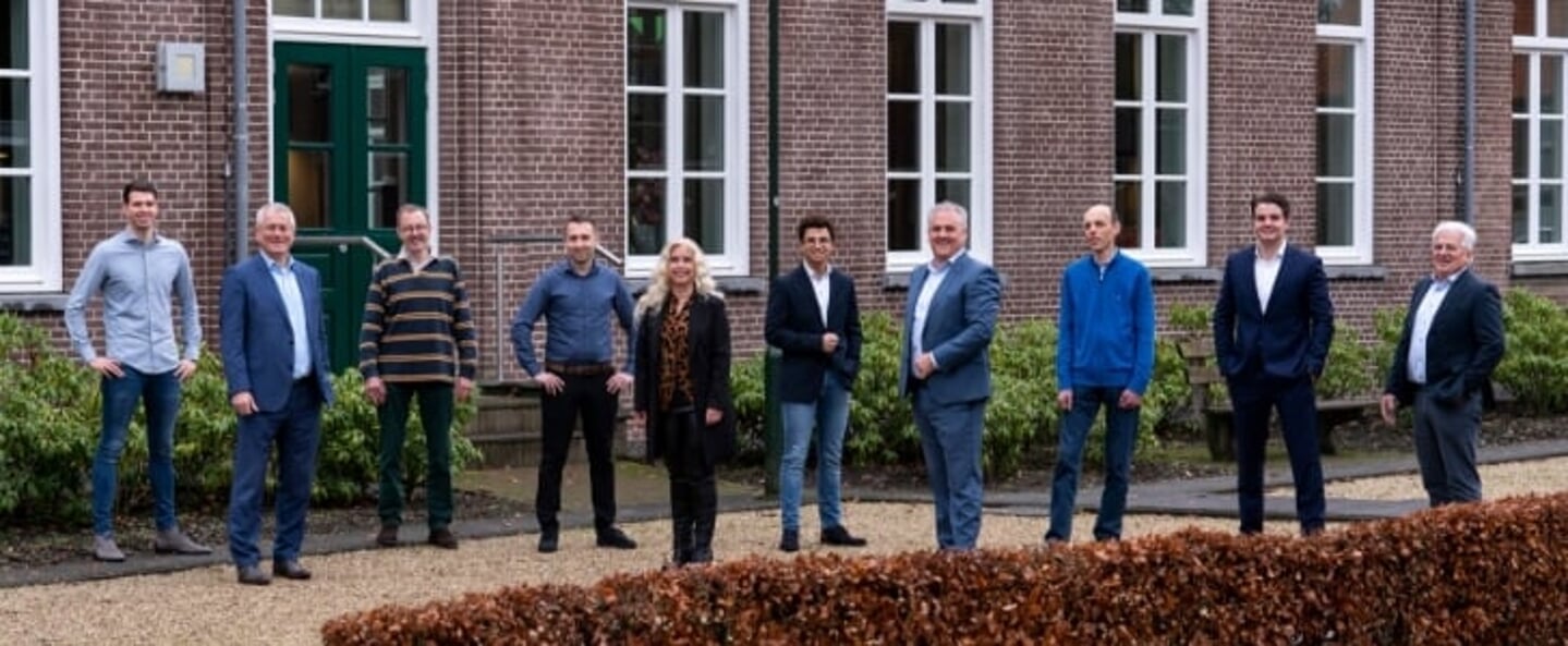 Kandidaten VVD Meierijstad van links naar rechts: Tycho Schoones, Jan van Burgsteden, Michiel van Seventer, Kevin van der Heeden, Wilma Wagenaars, Daniël van Uden, Albert Dominicus, Frank-Jan van Zutven, Vincent Plompen, Piet Klaassen.