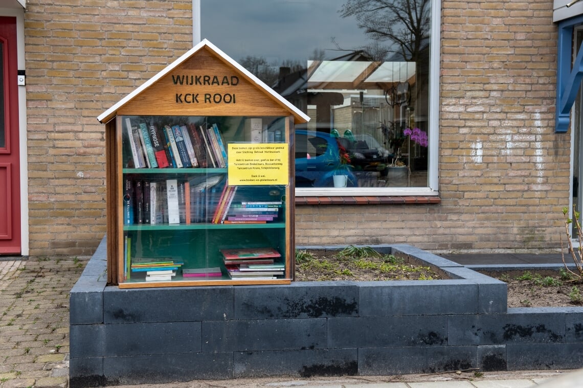 <p>In de Beatrixstraat staan twee zerfboekenkasten.</p>