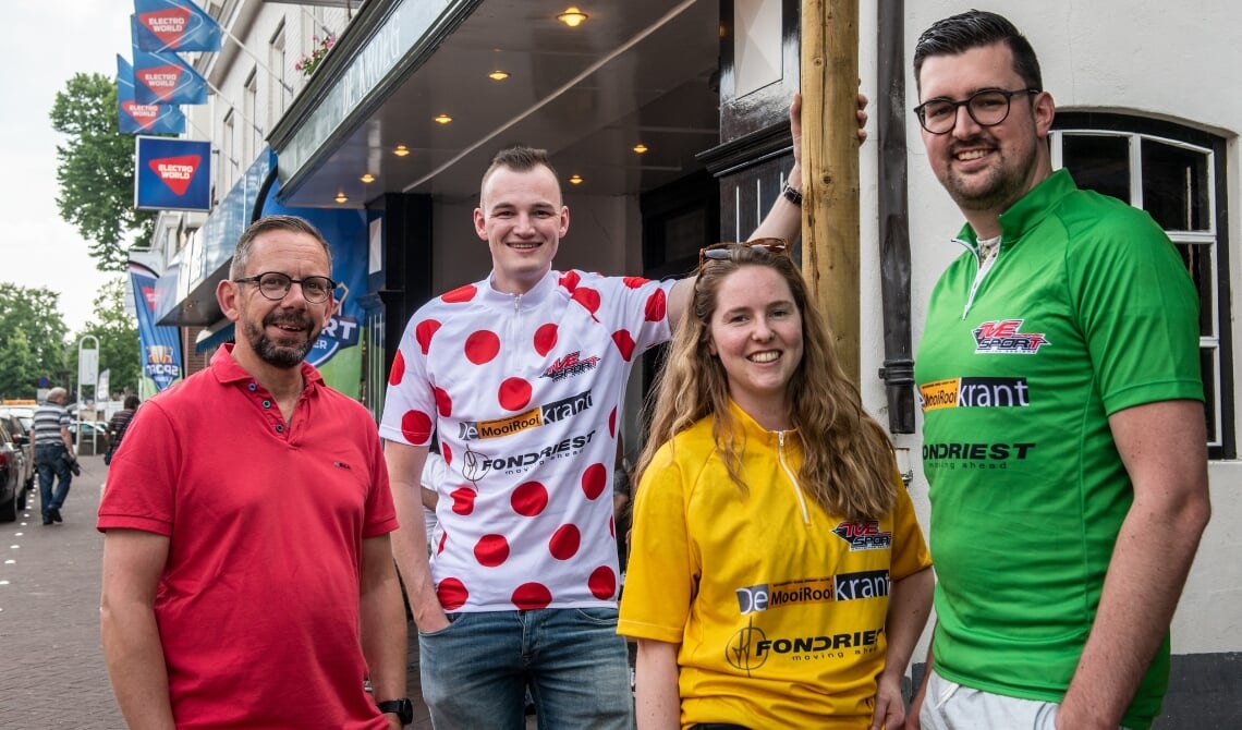 <p>Het bestuur v.l.n.r.: LEon Vorstenbosch, Rens van Heesch, Caro Nijboer en Jop Rovers.</p>