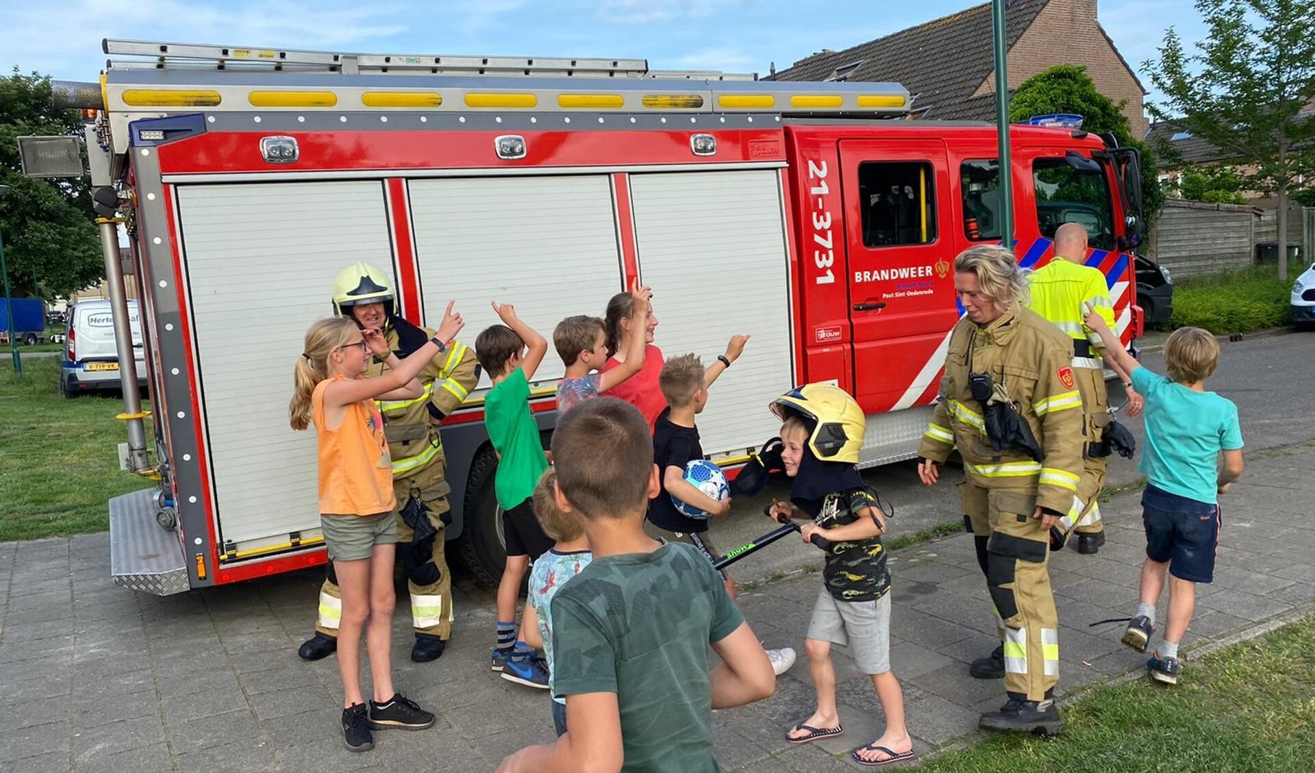 De kinderen stelden de ene vraag na de andere.