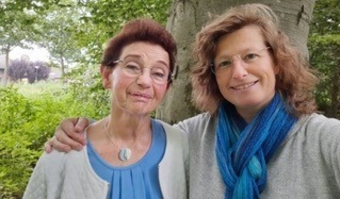 <p>Willemien en Agnes van Aarle</p>