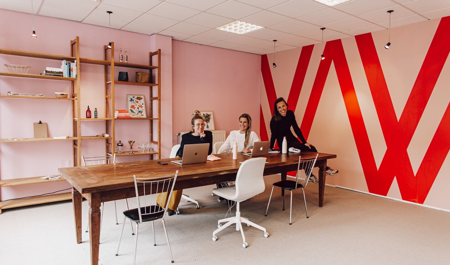 vlnr: Neeltje Vervoort, Lieke van Casteren, Eva Jansen