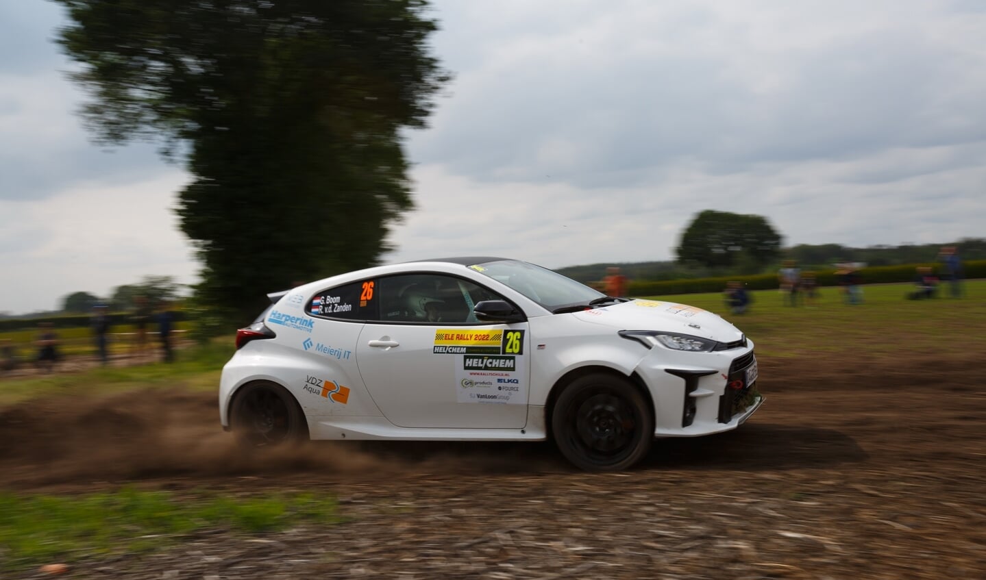 VDZ racing.