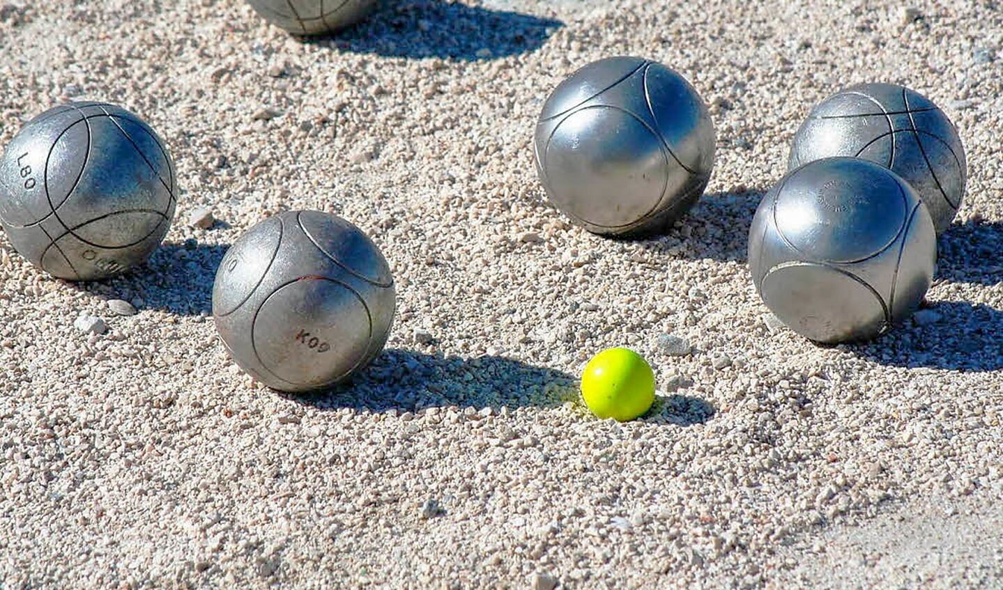 Gezellig Een Potje Jeu De Boules - De Mooirooikrant