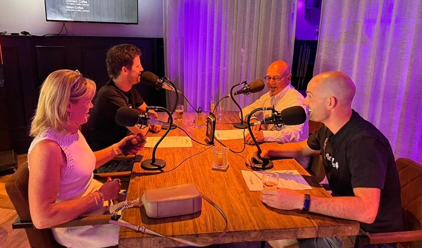Het was een gezellige boel aan tafel.