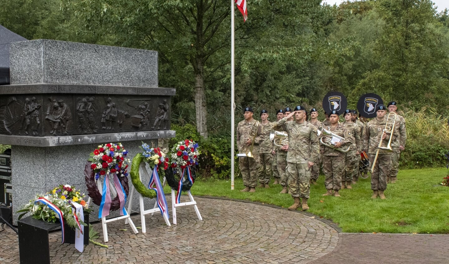 herdenking, remember september, market garden, oorlogsgraven