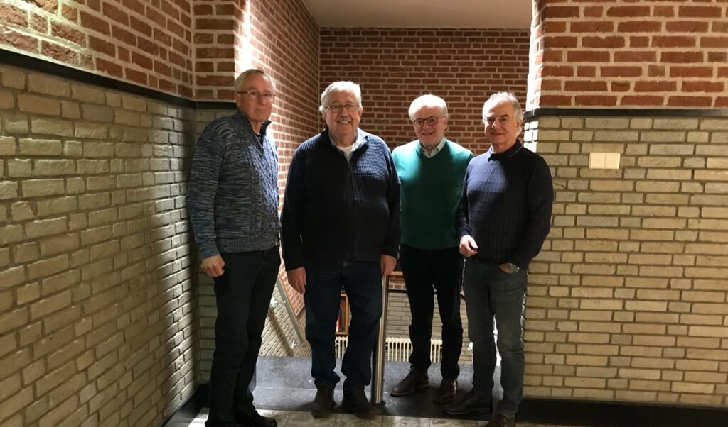 vlnr: Henk van Esch, Ben Merx, Wim van Meijl, Bert van Boxmeer
