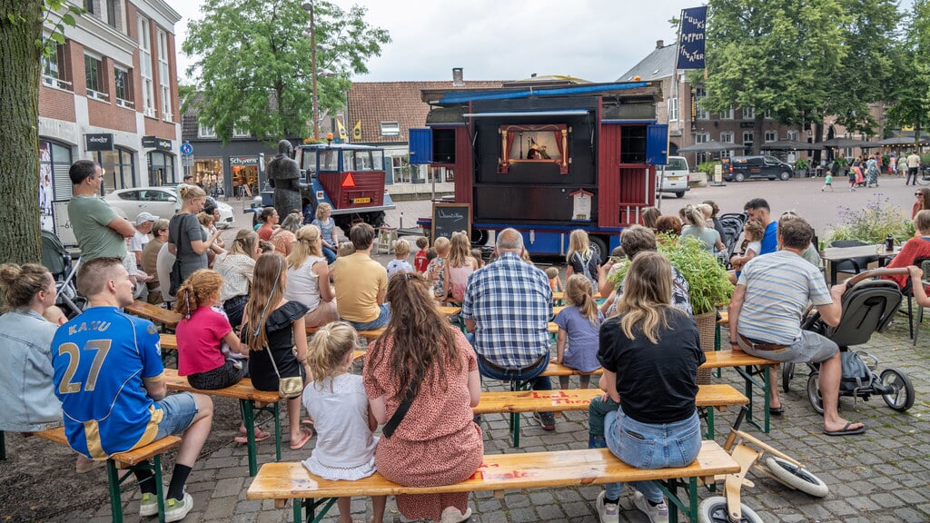 Het poppentheater trekt al jaren veel bezoekers. 