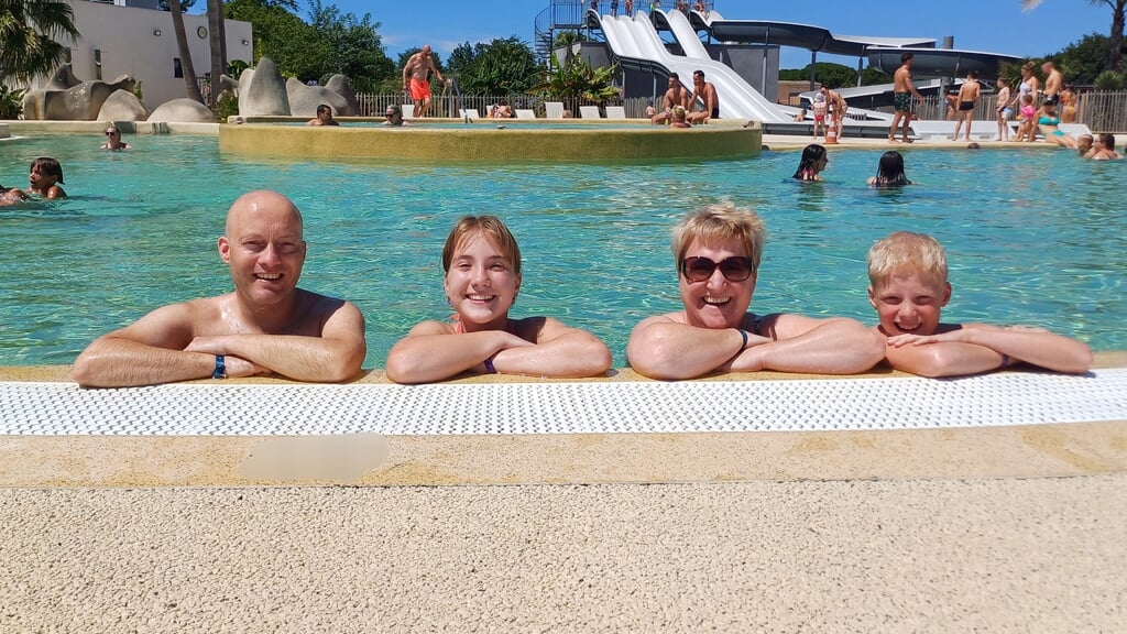 Groetjes vanuit een zonovergoten Argéles sur mer van de familie van den Elsen