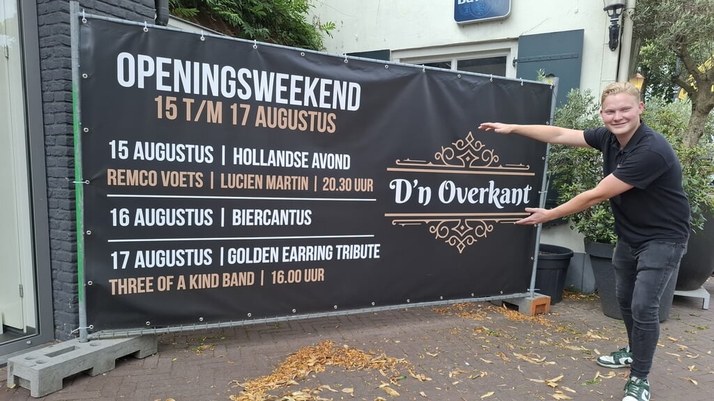 Nick prijst het programma aan.