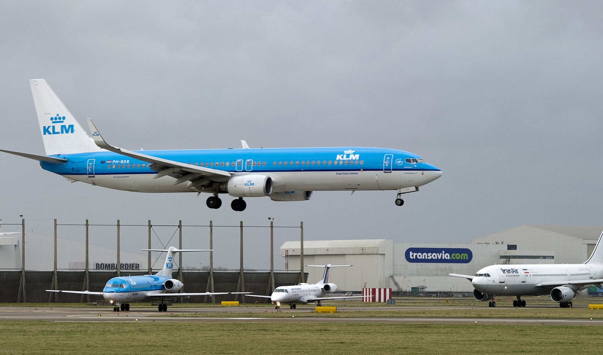 Het Aantal Vliegbewegingen Op Schiphol Is Nu Nog Beperkt Tot 500.000 ...