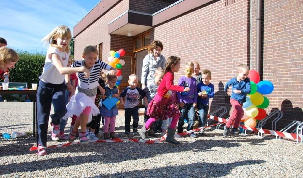 Vrijwilligers die in de kerk met kinderen werken, kunnen gratis een Verklaring Omtrent Gedrag aanvragen, dankzij het CIO.
(beeld GKv Leidsche Rijn)