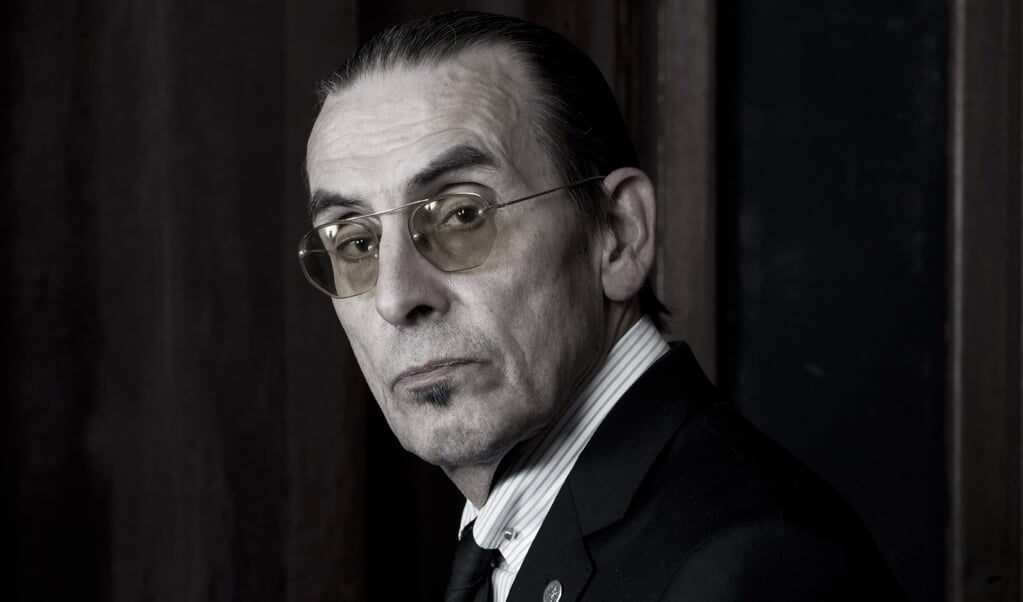 20-19-2014 Rotterdam
De Nederlandse dichter, voordrachtskunstenaar, performer en schrijver Jules Deelder. Op 24 november wordt hij zeventig jaar. (beeld Paul Bergen)