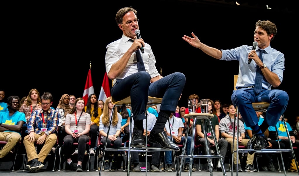 Premier Mark Rutte en de Canadese minister-president Justin Trudeau. De Nederlandse regering hoopt dat het parlement voor het CETA-verdrag stemt. (beeld anp / Jerry Lampen)