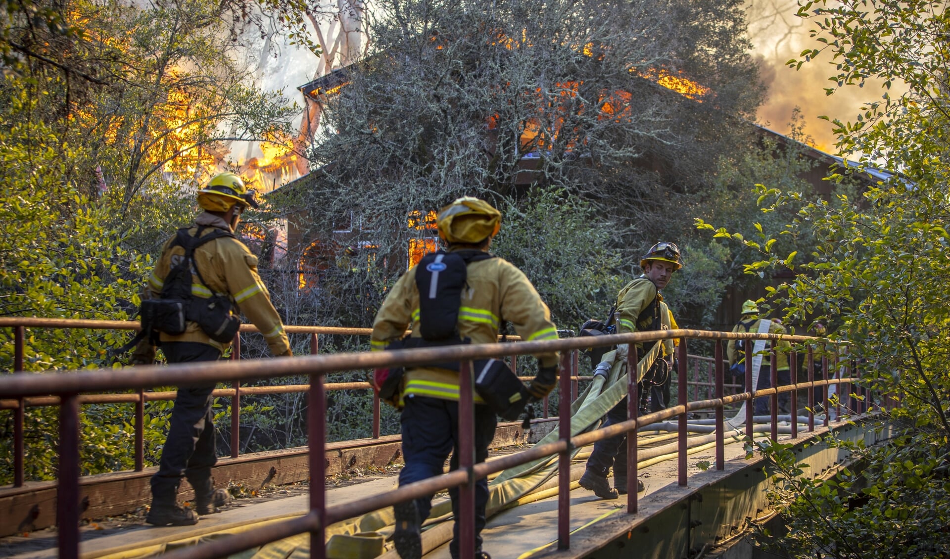 Brandweerlieden in Sonoma County, Californië
