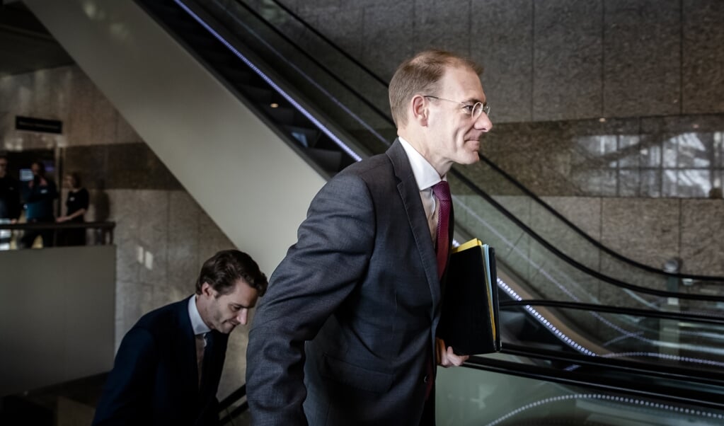 Staatssecretaris Menno Snel (Financiën) stapt op vanwege de toeslagenaffaire. Hij voelt zich niet meer gesteund door de Tweede Kamer. ( beeld anp / Bart Maat)