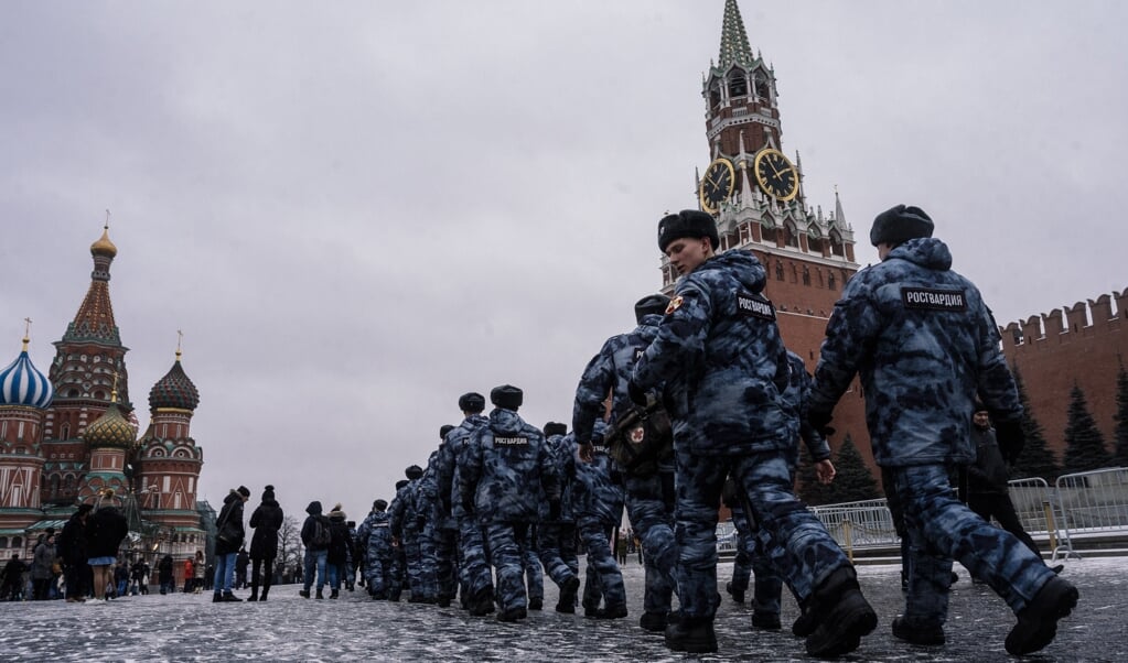 In Moskou waren maandag extra veiligheidstroepen op de been in reactie op de dreiging van een aanslag in Sint Petersburg.
( beeld afp / Dimitar Dilkoff)