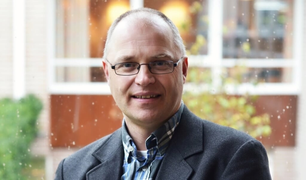 Jaap Dekker is bijzonder hoogleraar 'Bijbelonderzoek en christelijke identiteit'.  (beeld nd)