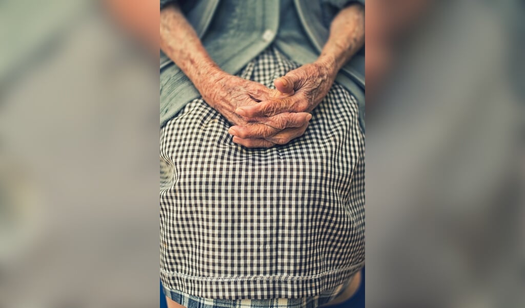 Op dit moment gaat de discussie te vaak over euthanasie en 'voltooid leven', vindt het Landelijk Expertisecentrum Sterven. (beeld Cristian Newman)