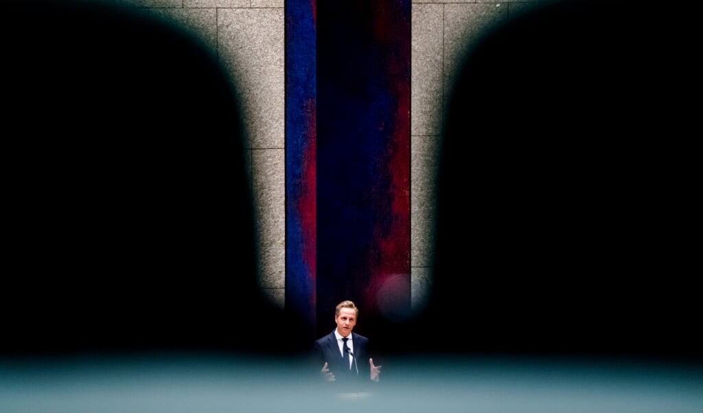 Minister Hugo de Jonge: 'Het migratiedebat is te belangrijk om aan de flanken over te laten.' (beeld anp / Bart Maat)