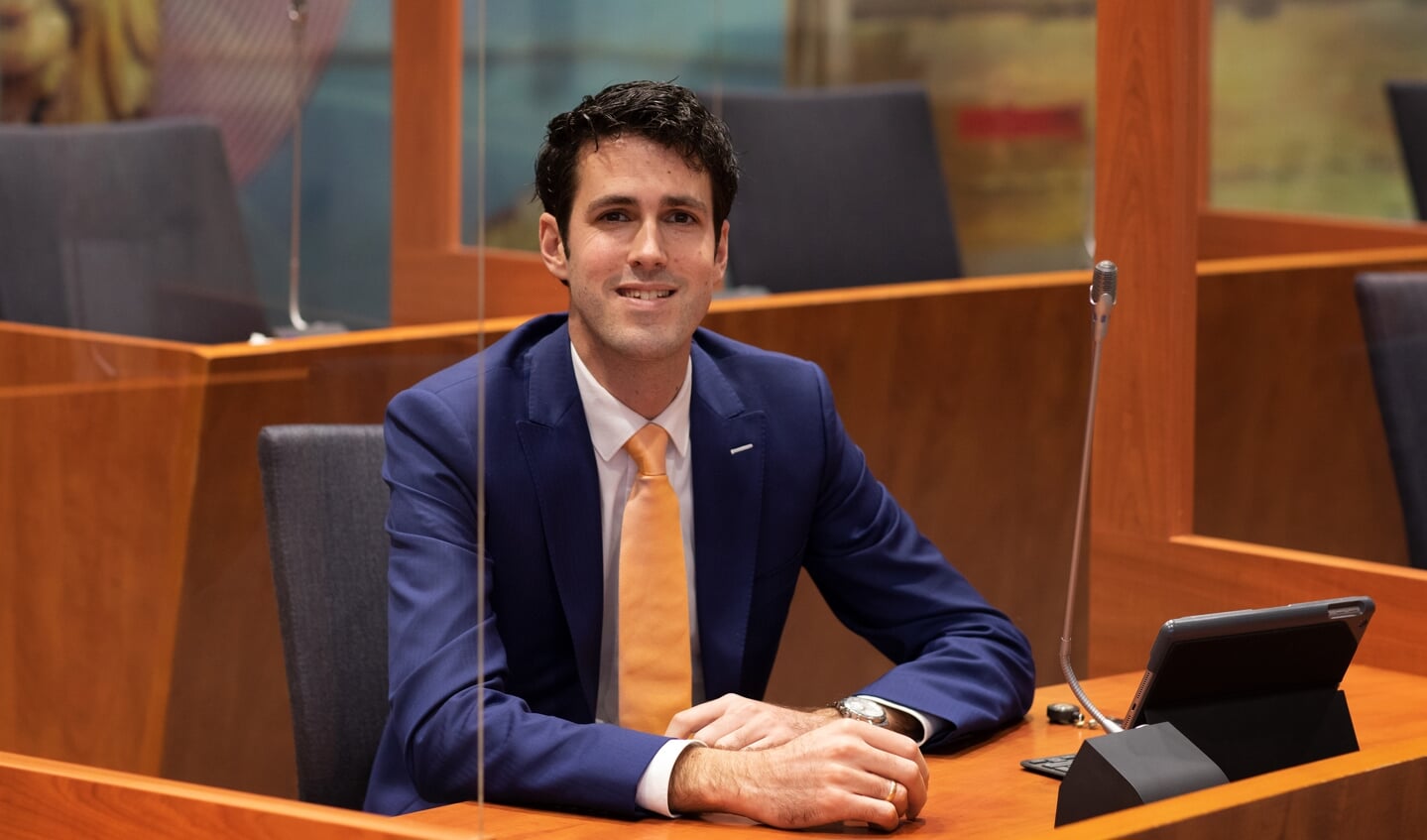 Barendrecht - Portret wethouder Arnoud Proos.
Foto Bas Czerwinski