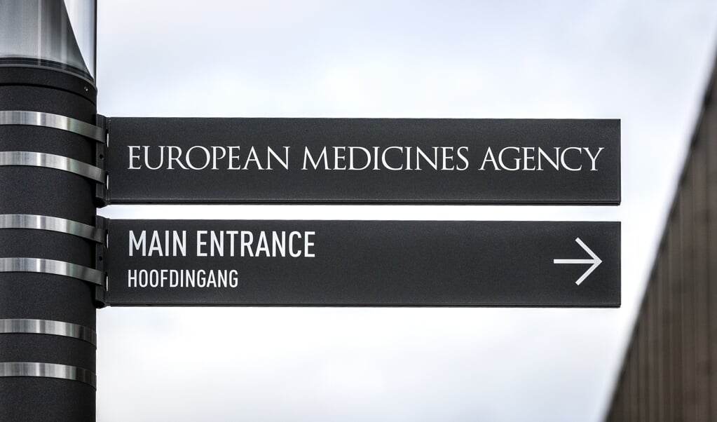 Het hoofdkantoor van het Europese agentschap in Amsterdam, dat de coronavaccins beoordeelt. (beeld anp / Remko de Waal)