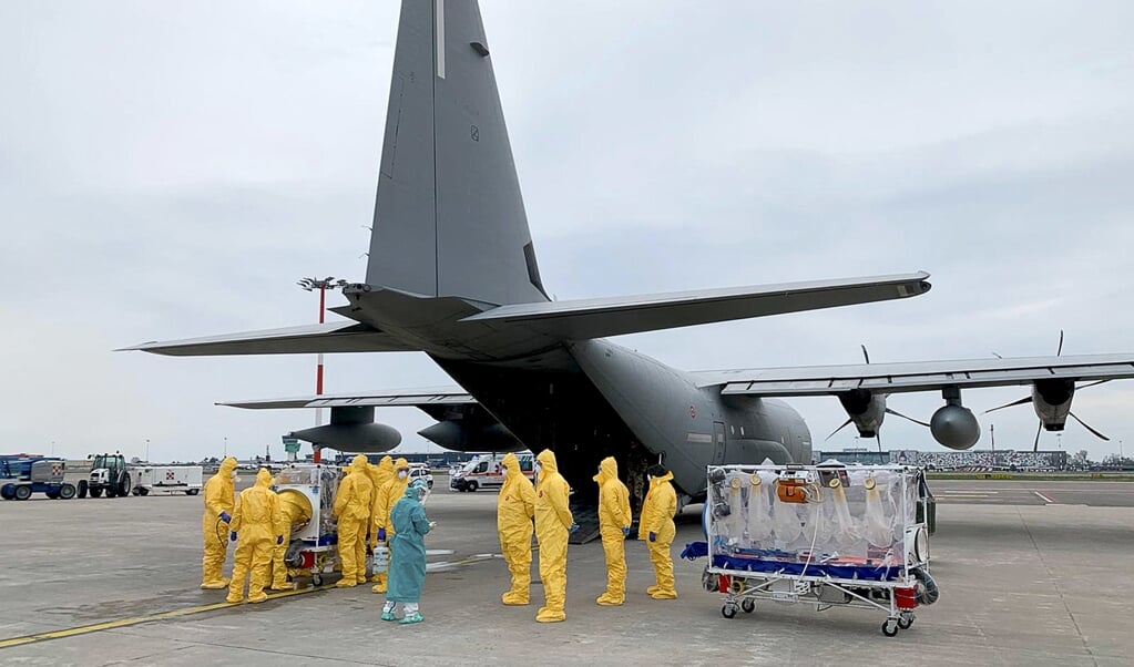 China leverde in maart aan vrijwel de hele wereld mondkapjes en zond medische teams naar Bergamo toen de crisis daar op haar hoogtepunt was. (beeld epa)