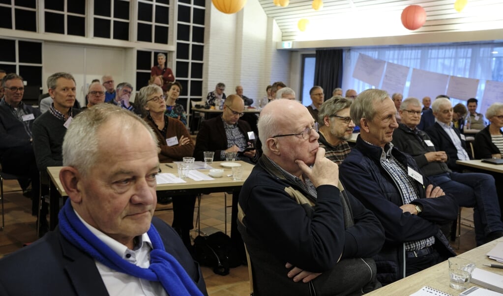 Zaterdag vergaderden de de Nederlands- en vrijgemaakt-gereformeerden weer samen in Mennorode. (beeld Dick Vos)