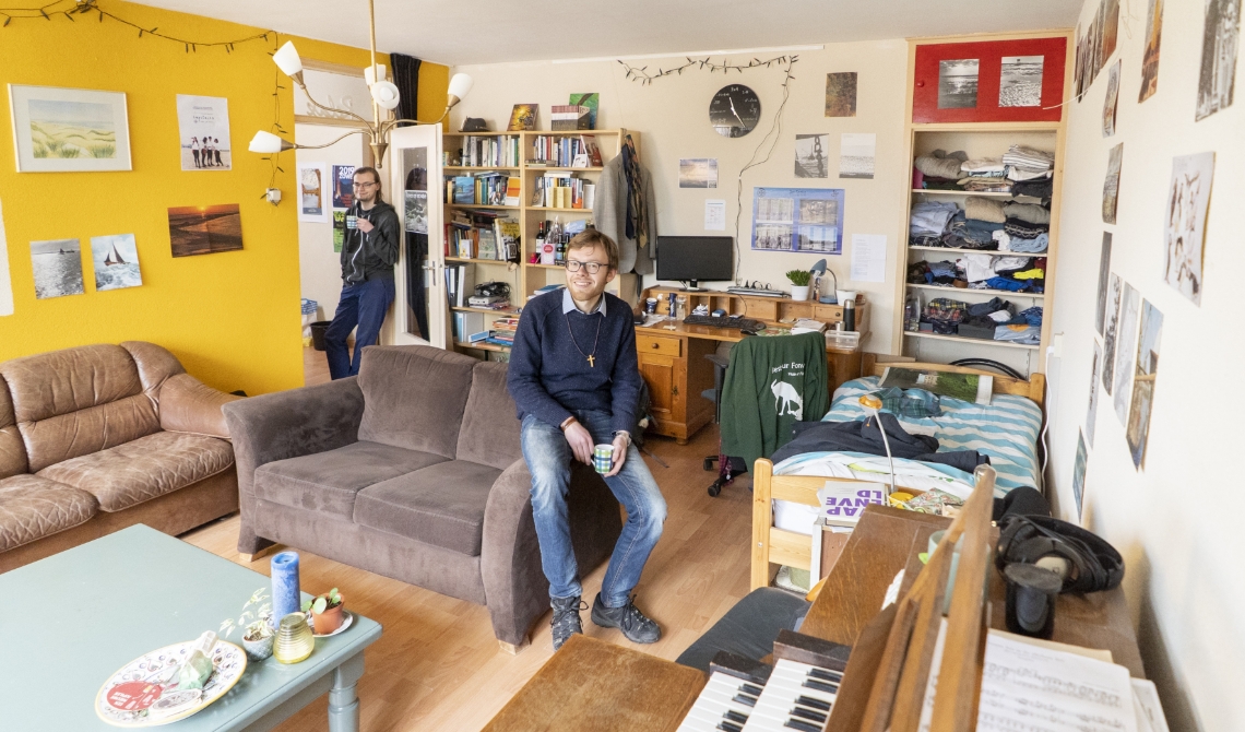 verschil Grote hoeveelheid verkoper De huiskamer: 'Een gedeelde woonkamer. Gezellig toch?' | Nederlands Dagblad