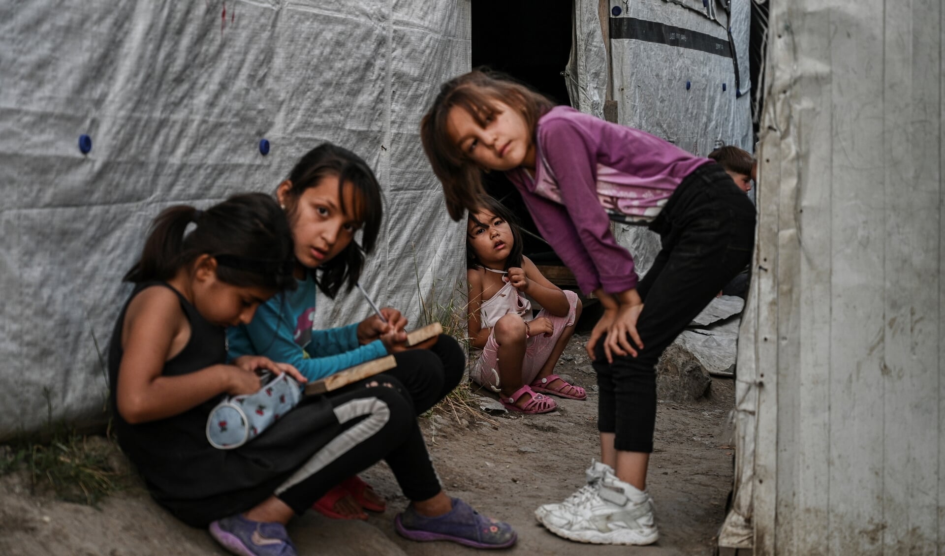 Vluchtelingenkinderen in kamp Moria op het Griekse eiland Lesbos. 