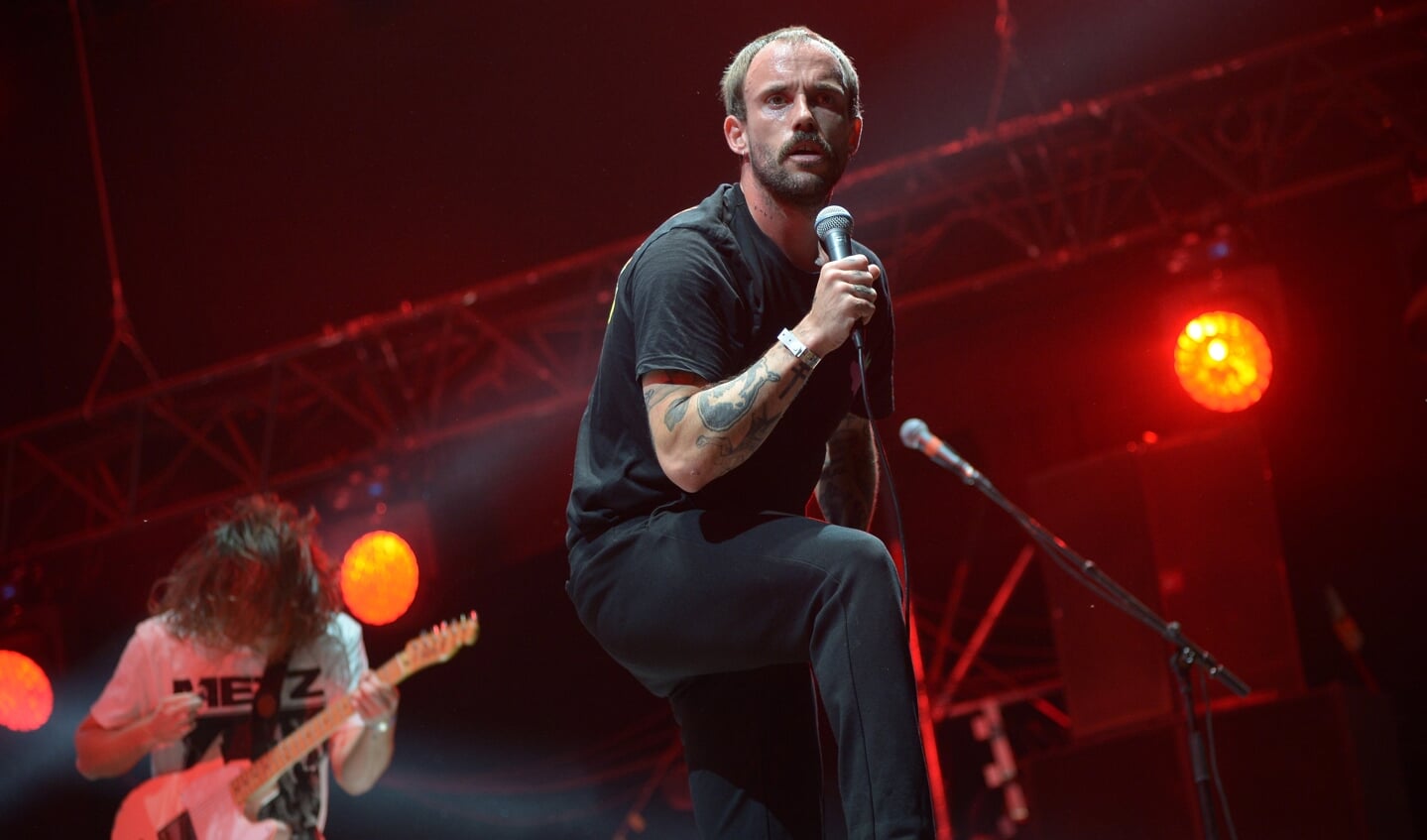 De punkband Idles refereert in verschillende songs aan God en Jezus