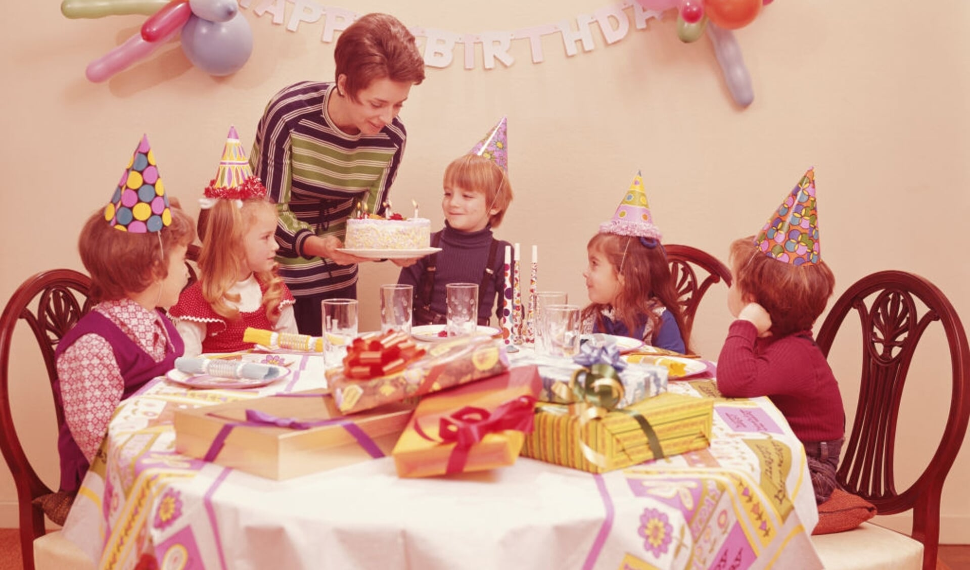 De verjaardag is voor het Nederlandse kind het hoogtepunt van het jaar, aldus Irene Stengs.
