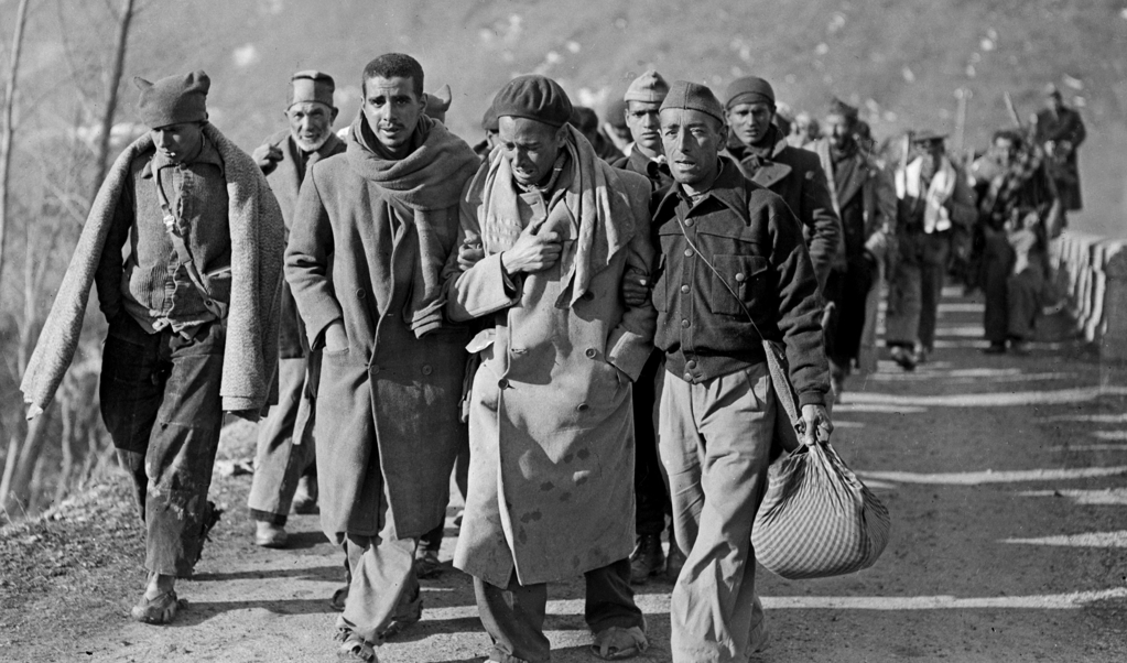 Na de overwinning van generaal Franco in de Spaanse Burgeroorlog vluchtten soldaten van het Volksfront in februari 1939 naar Frankrijk.  (beeld anp)