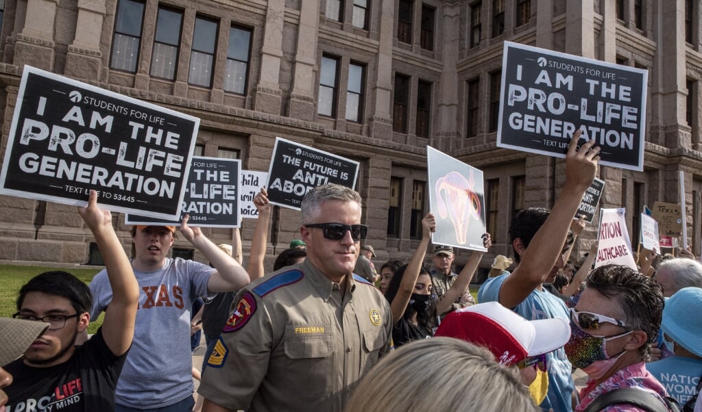 Pro-life actievoerders in Austin.  (beeld afp / Sergio Flores)