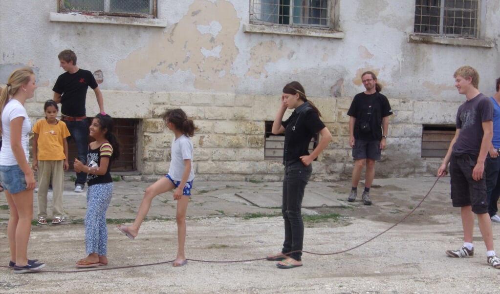 Een zomerkamp van Tabitha Nederland in Roman, Bulgarije  (beeld Rients Boiten)