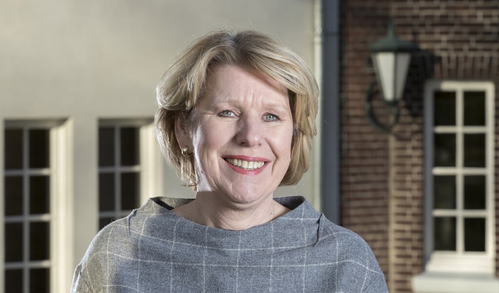 Bestuursvoorzitter Corien Wortmann: 'We zien mooie kansen om ons geld te steken in bedrijven die werken aan de energietransitie.’ (beeld anp / Marcel van Hoorn)