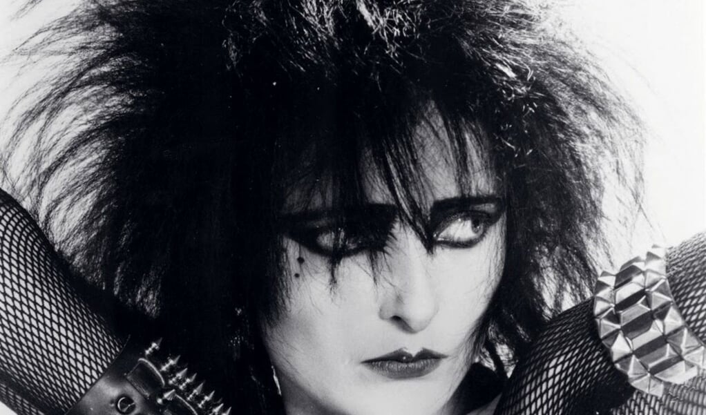 Joe Bangay, Portretfoto Siouxsie Sioux ter promotie van het album 'Juju', 1981.  (beeld Joe Bangay)