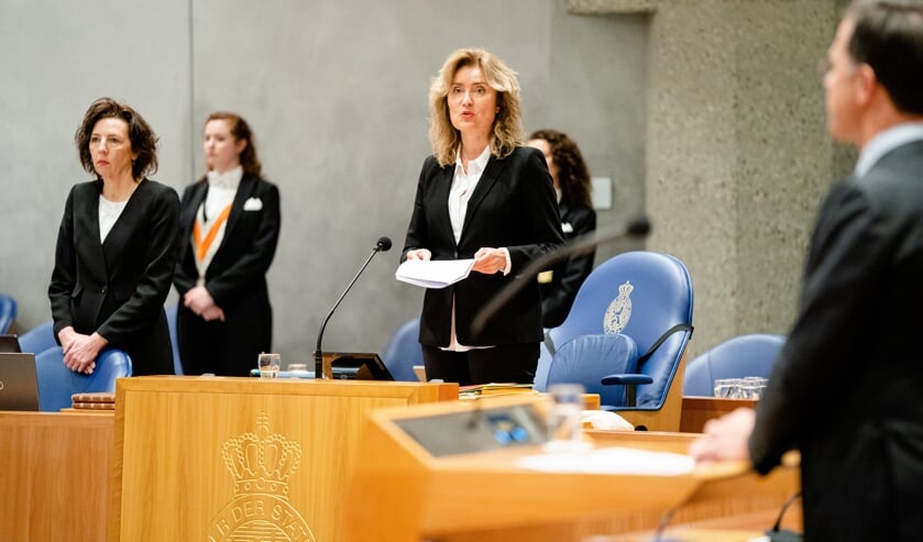 Kamervoorzitter Vera Bergkamp tijdens de herdenking van Bas van der Vlies, de overleden oud-fractievoorzitter van de SGP.