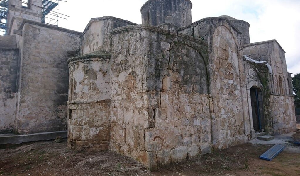 De kerk voorafgaand aan de restauratie.  (beeld Technical Committee on Cultural Heritage in Cyprus / Facebook)