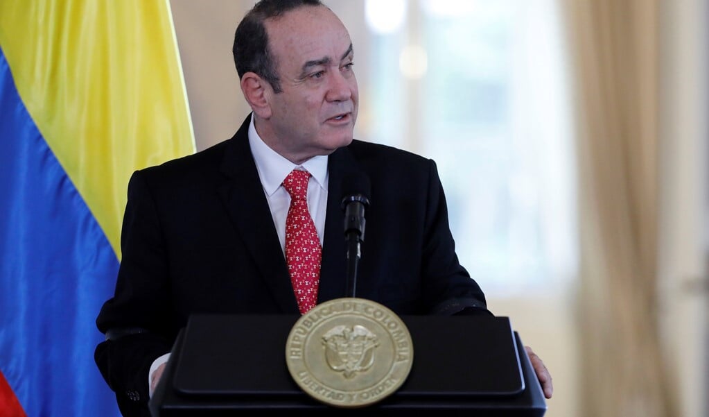 Alejandro Giammattei, president van Guatemala  (beeld Epa/carlos Ortega)